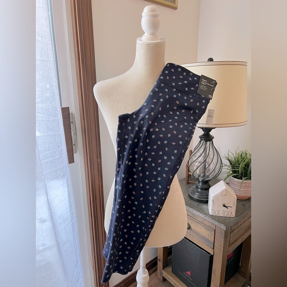 NWT Gap Leggings